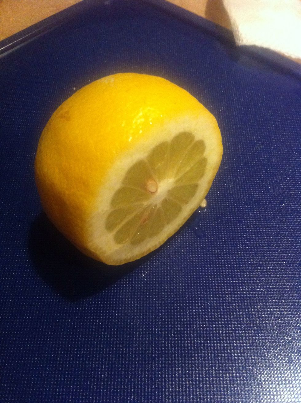 How to make 3 easy lemon garnishes B+C Guides