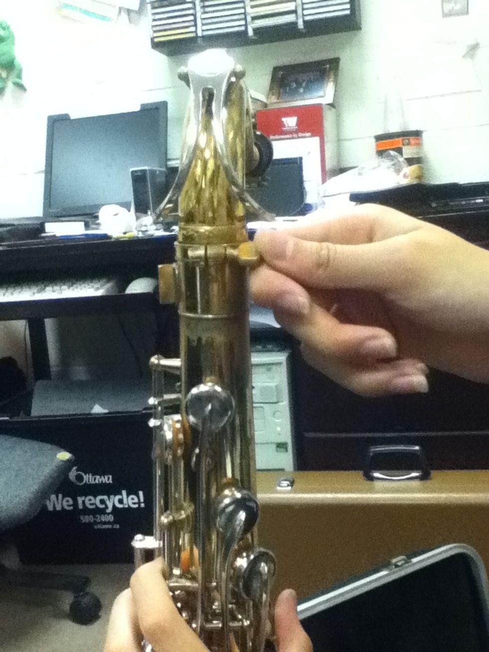 How to hold a tenor saxophone properly B+C Guides