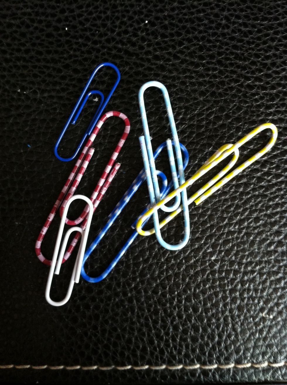 How to make a personalized paper clip (super easy) B+C Guides