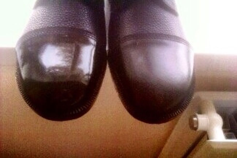 how to shine combat boots with kiwi