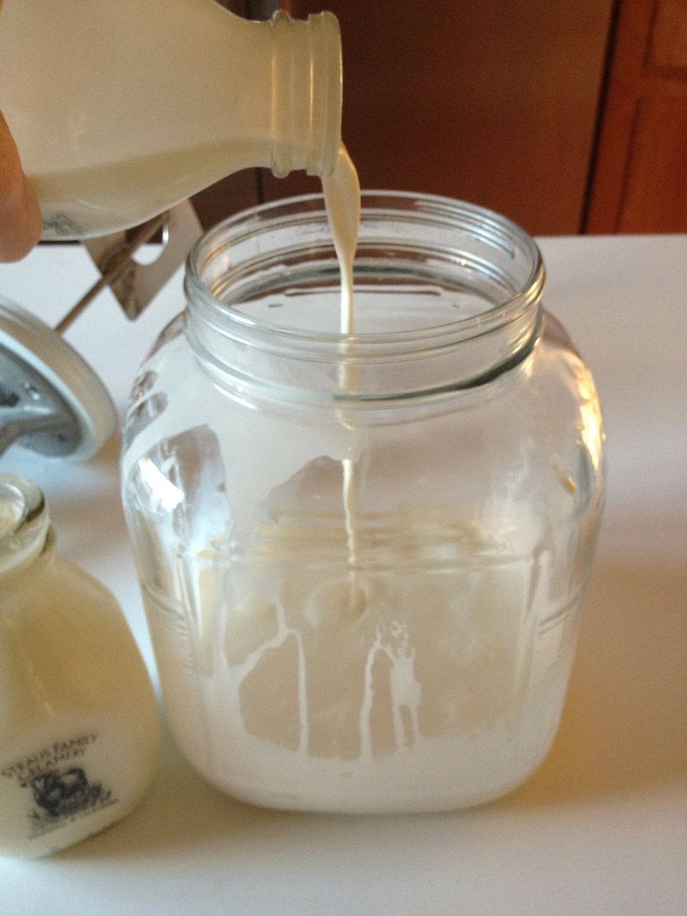 How to make oldfashioned hand churned butter B+C Guides
