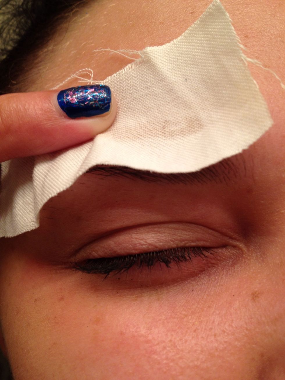 How to properly wax your own brows B+C Guides