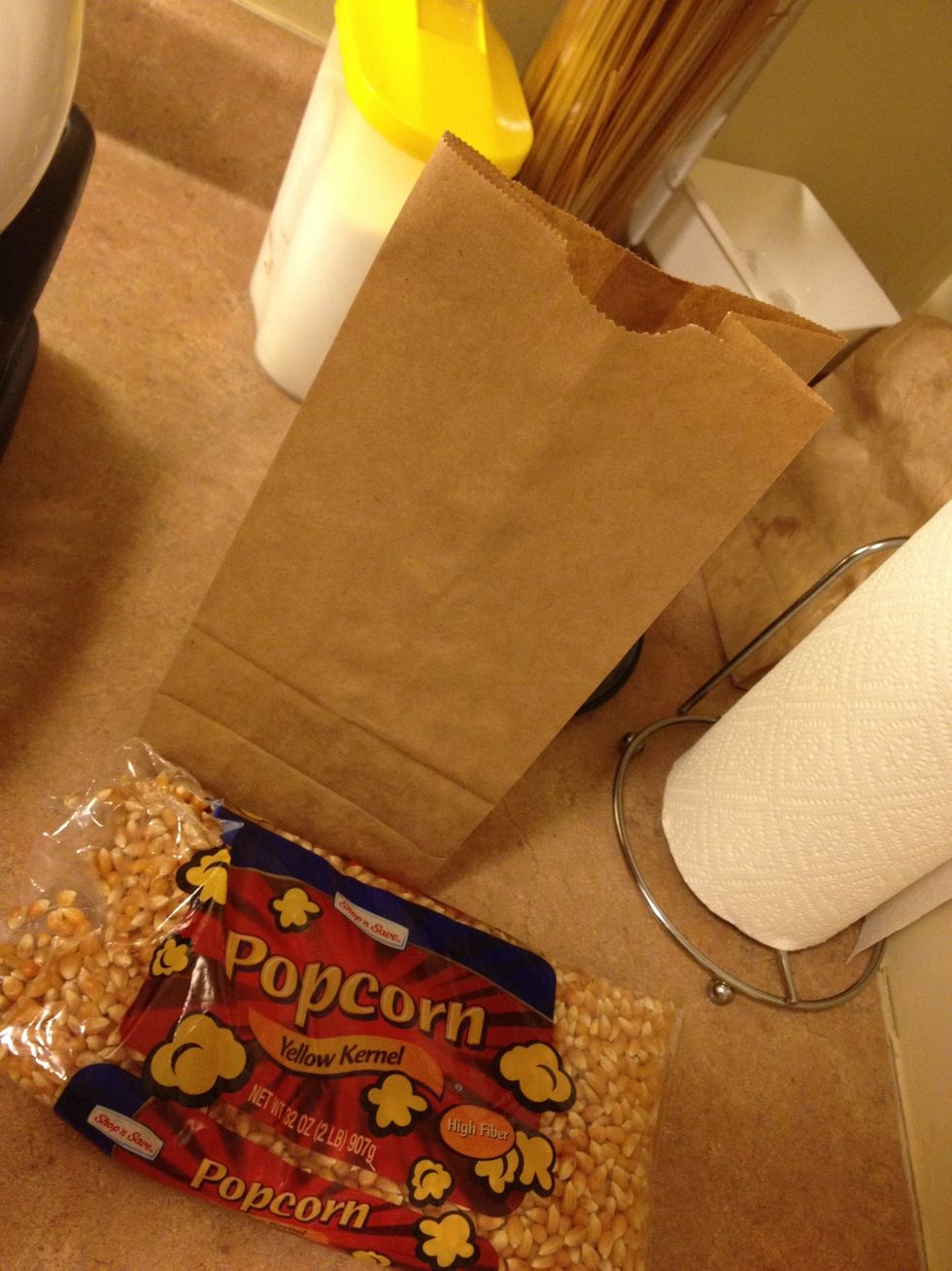 How to make popcorn in a brown paper bag! B+C Guides