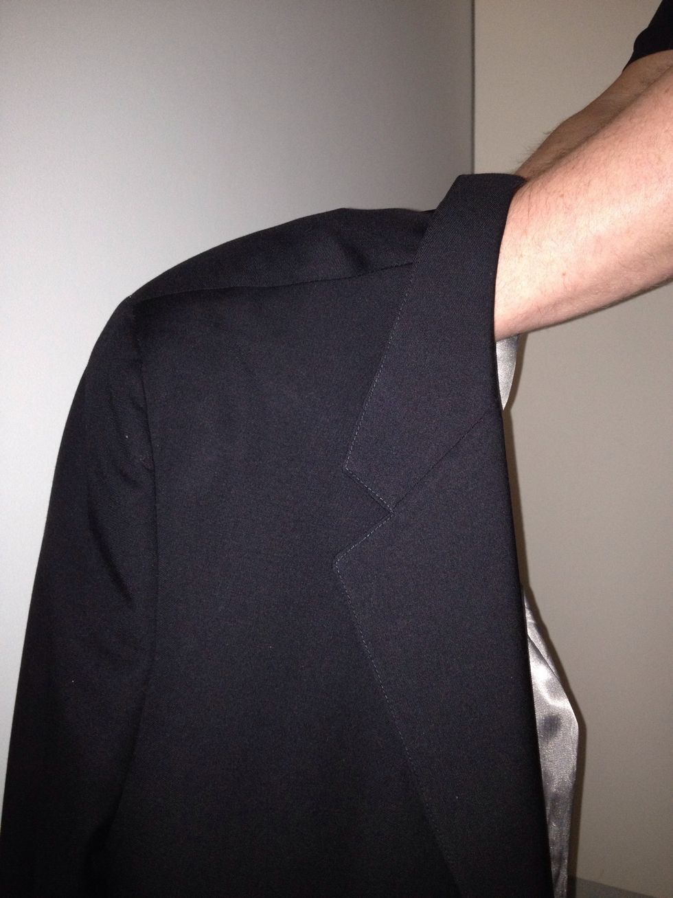 How to fold a men's sports coat for packing B+C Guides