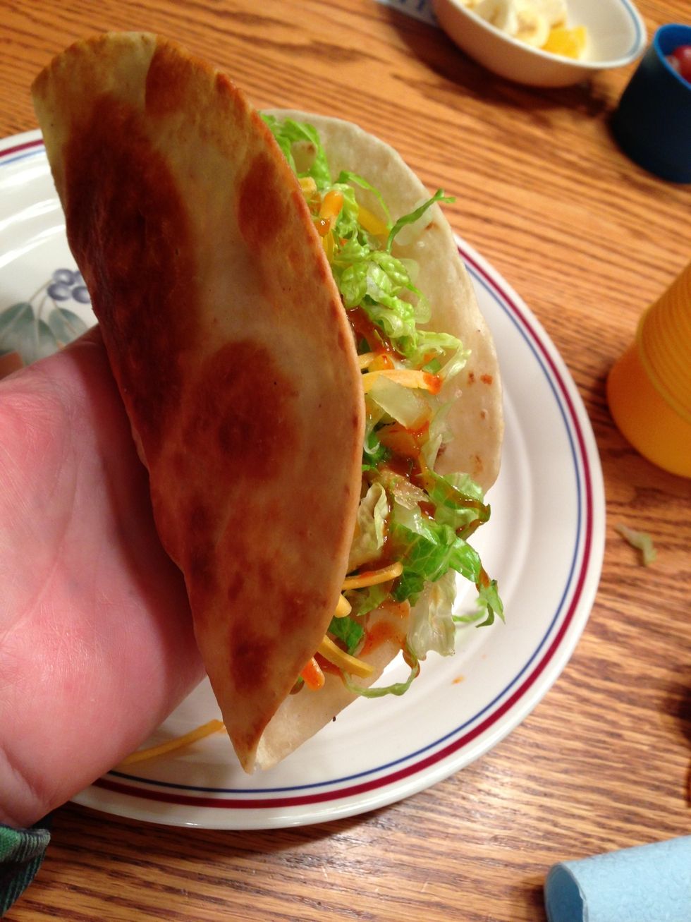 How to make crispy fresh tacos using flour tortillas - B+C Guides