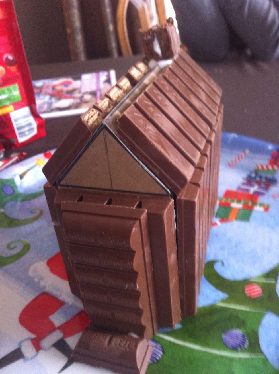 How to make a kit kat house - B+C Guides