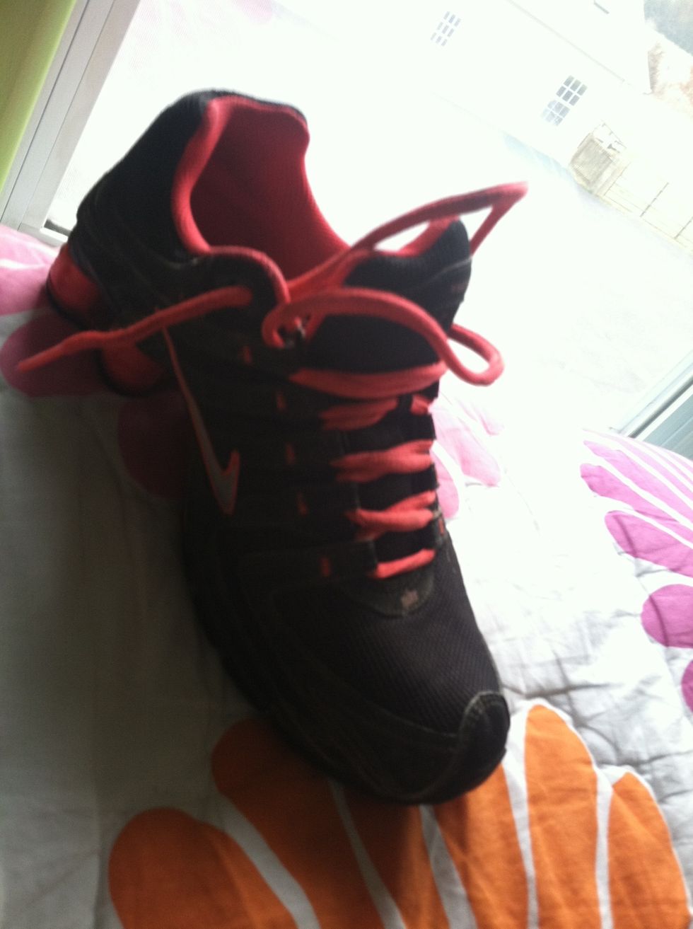 nike shox shoelaces