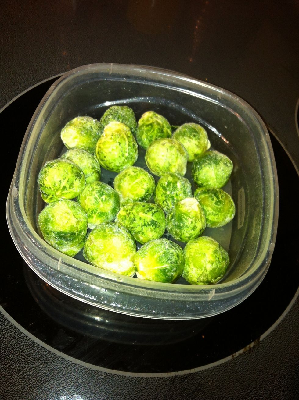 How to cook a microwave brussels sprouts "omelette" B+C Guides