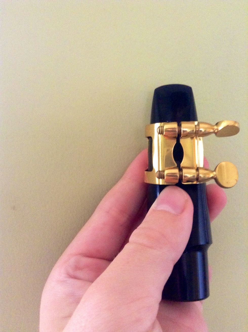 How to install all your pieces on an alto saxophone B+C Guides