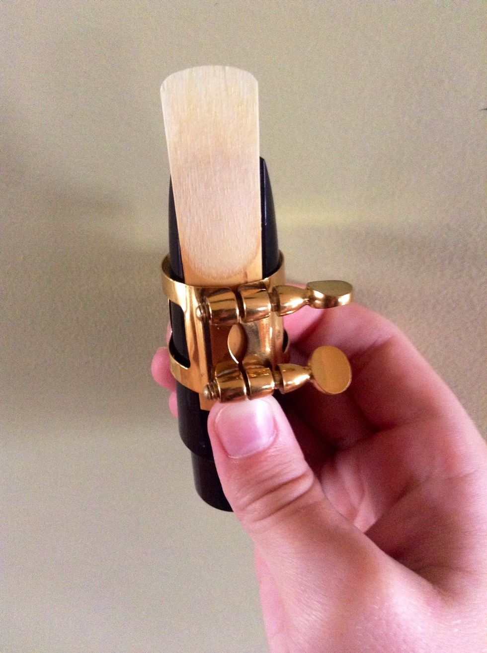 How to install all your pieces on an alto saxophone B+C Guides