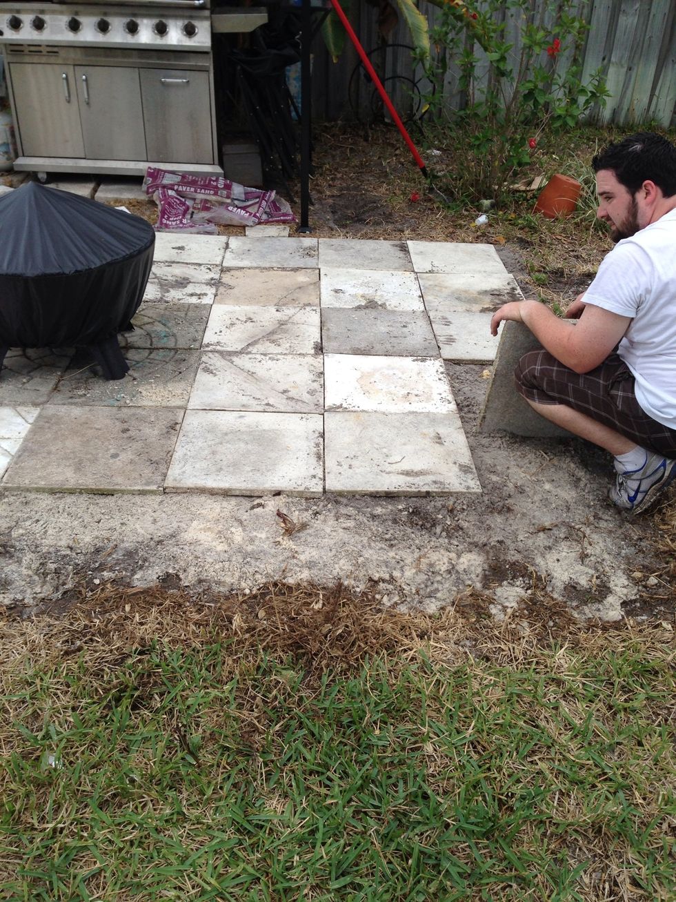 How to create an easy outdoor patio with pavers - B+C Guides