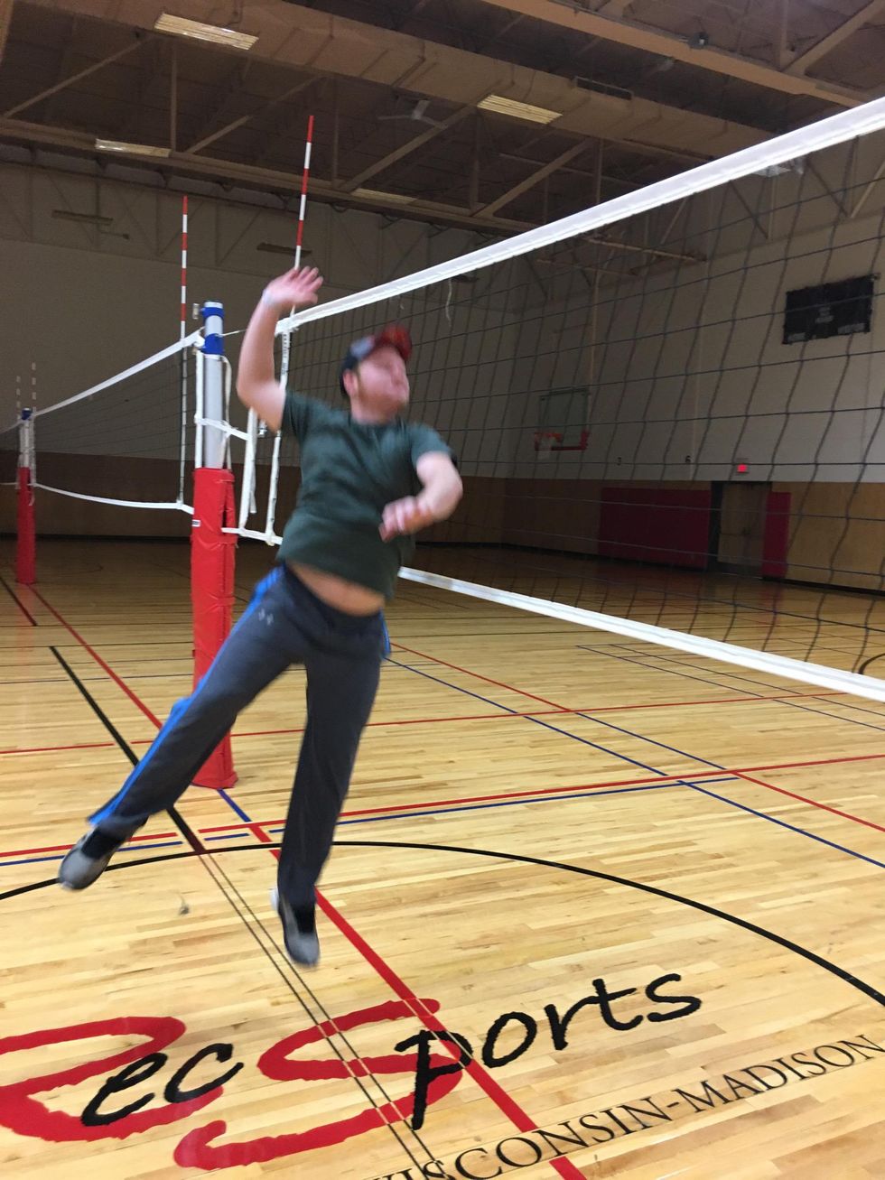 How to spike in volleyball B+C Guides