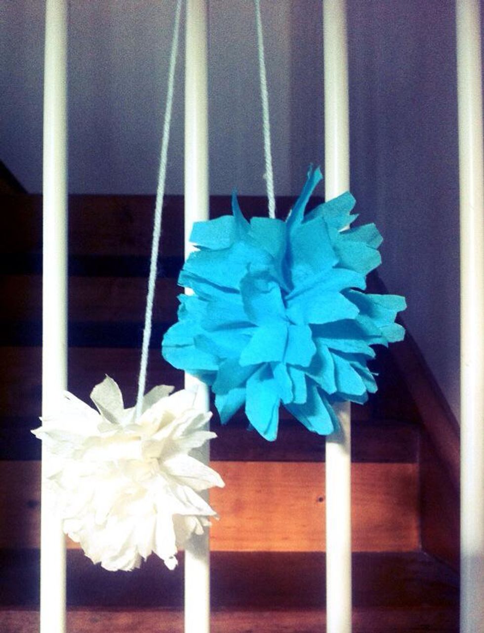 How to decorate with paper pom poms B+C Guides
