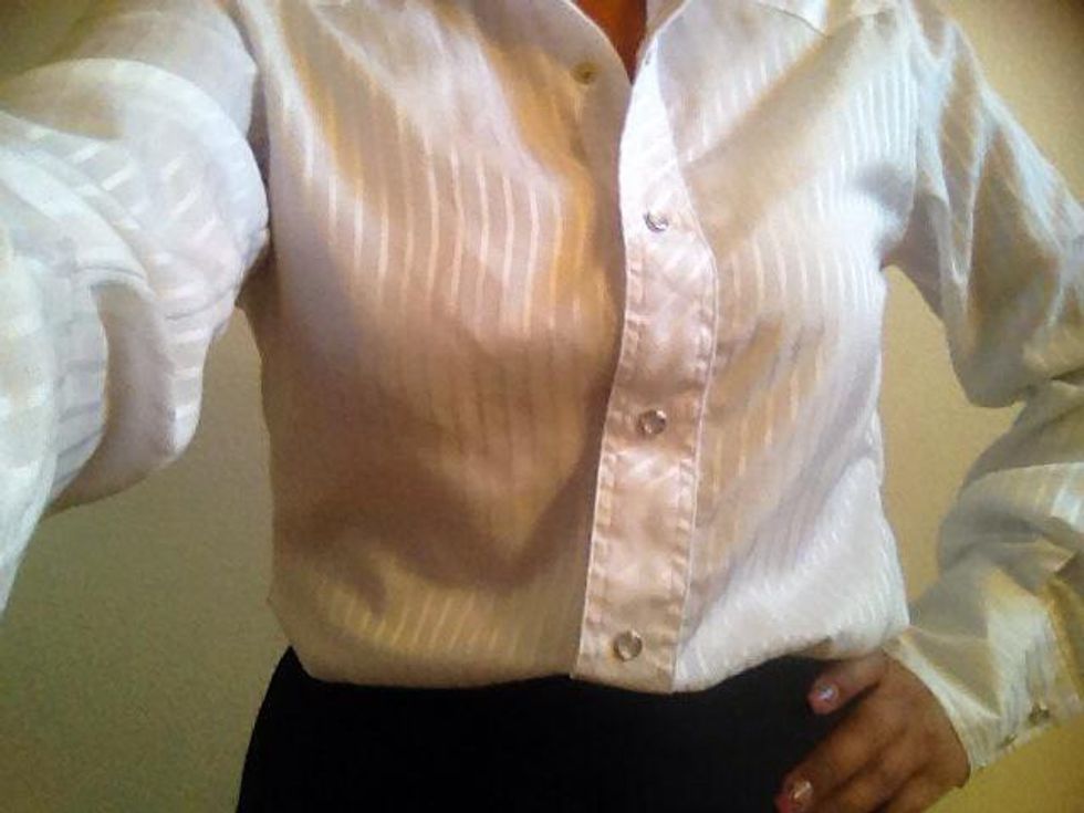 How to turn a man's shirt into a woman's shirt B+C Guides