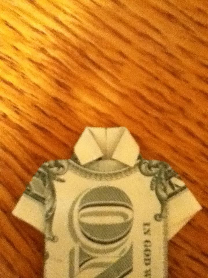 How To Fold A Dollar Bill Into A Shirt B C Guides   Image 