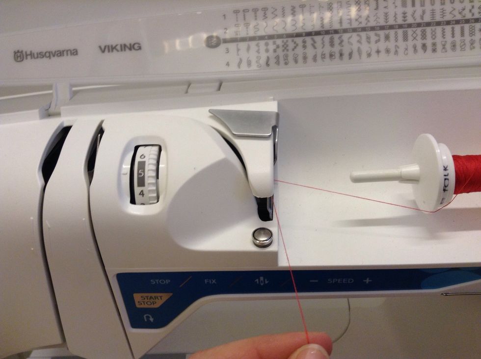 F\u00f6r tr\u00e5den ner\u00e5t i sk\u00e5ran.