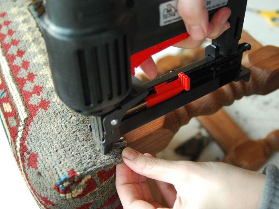 Fast the corners with a staple gun