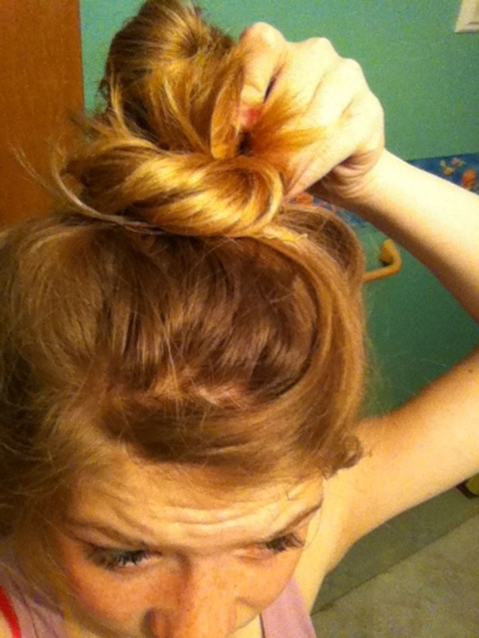 Fasten with your second hair tie!(: