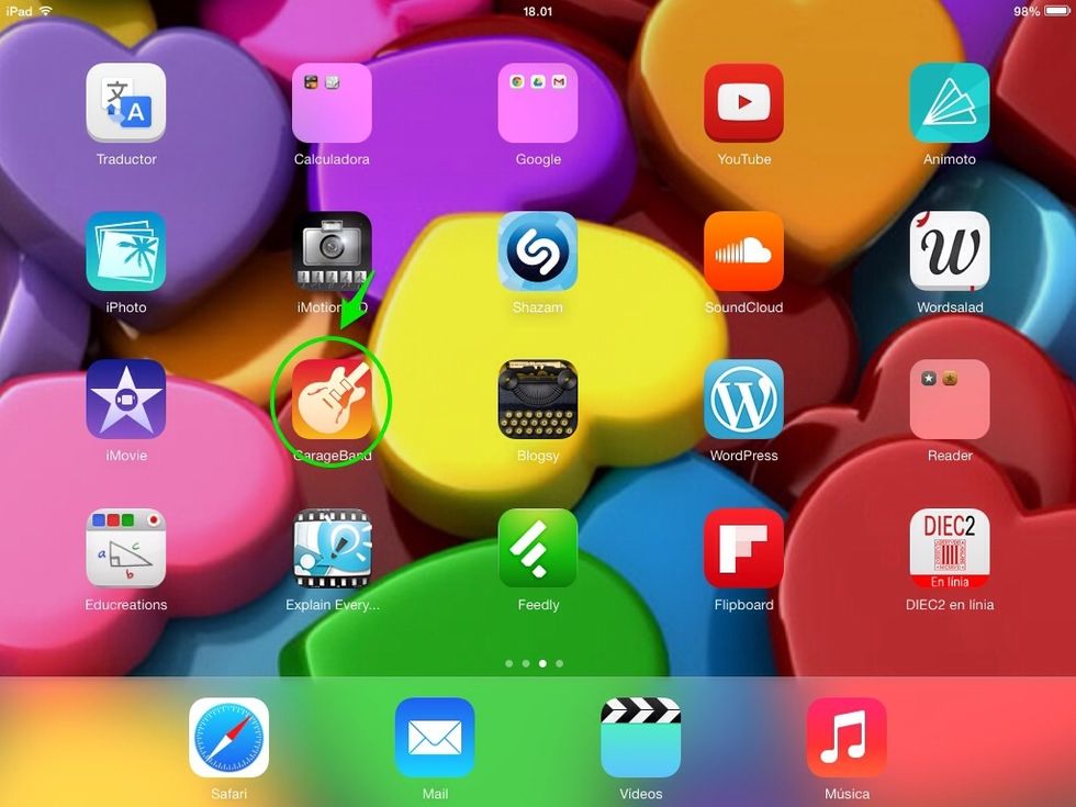 Fes un tap a l'aplicaci\u00f3 de GarageBand
