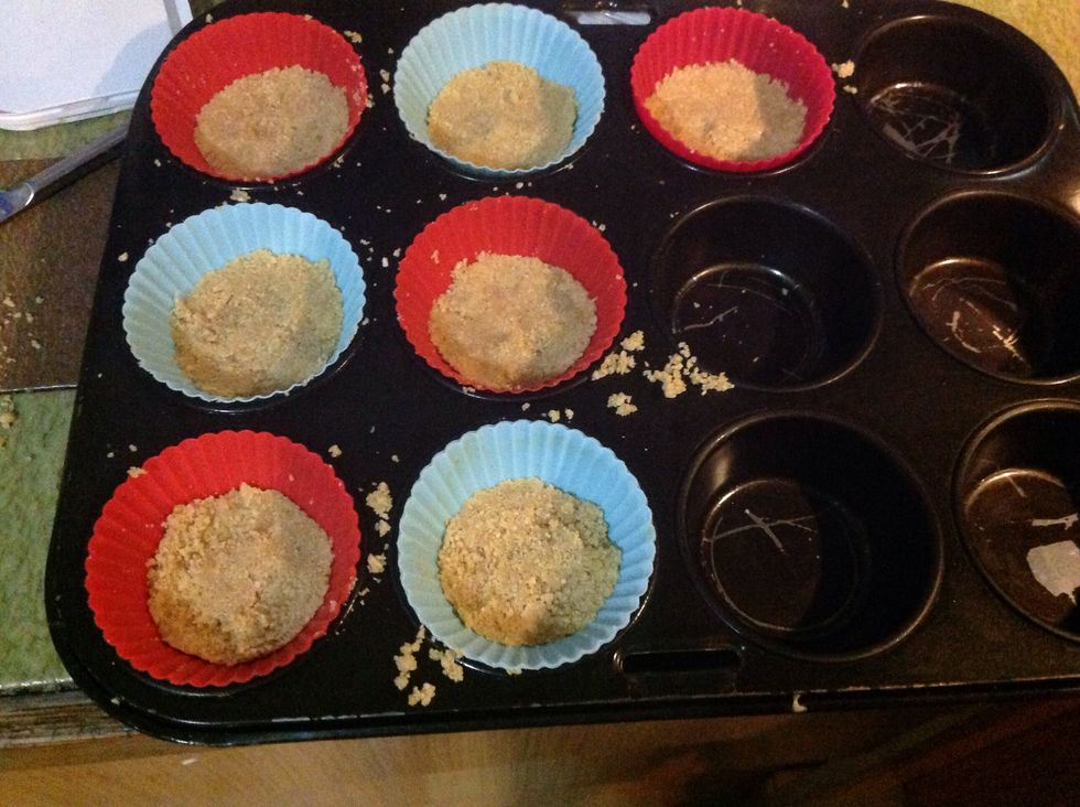 Fill patties with biscuit mix about 1cm high. Make sure you press down on them so that they set and stay in shape. Refrigerate for 30 minutes, minimum.