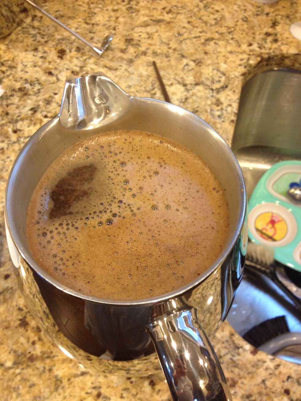 Fill the press, it should look like this.