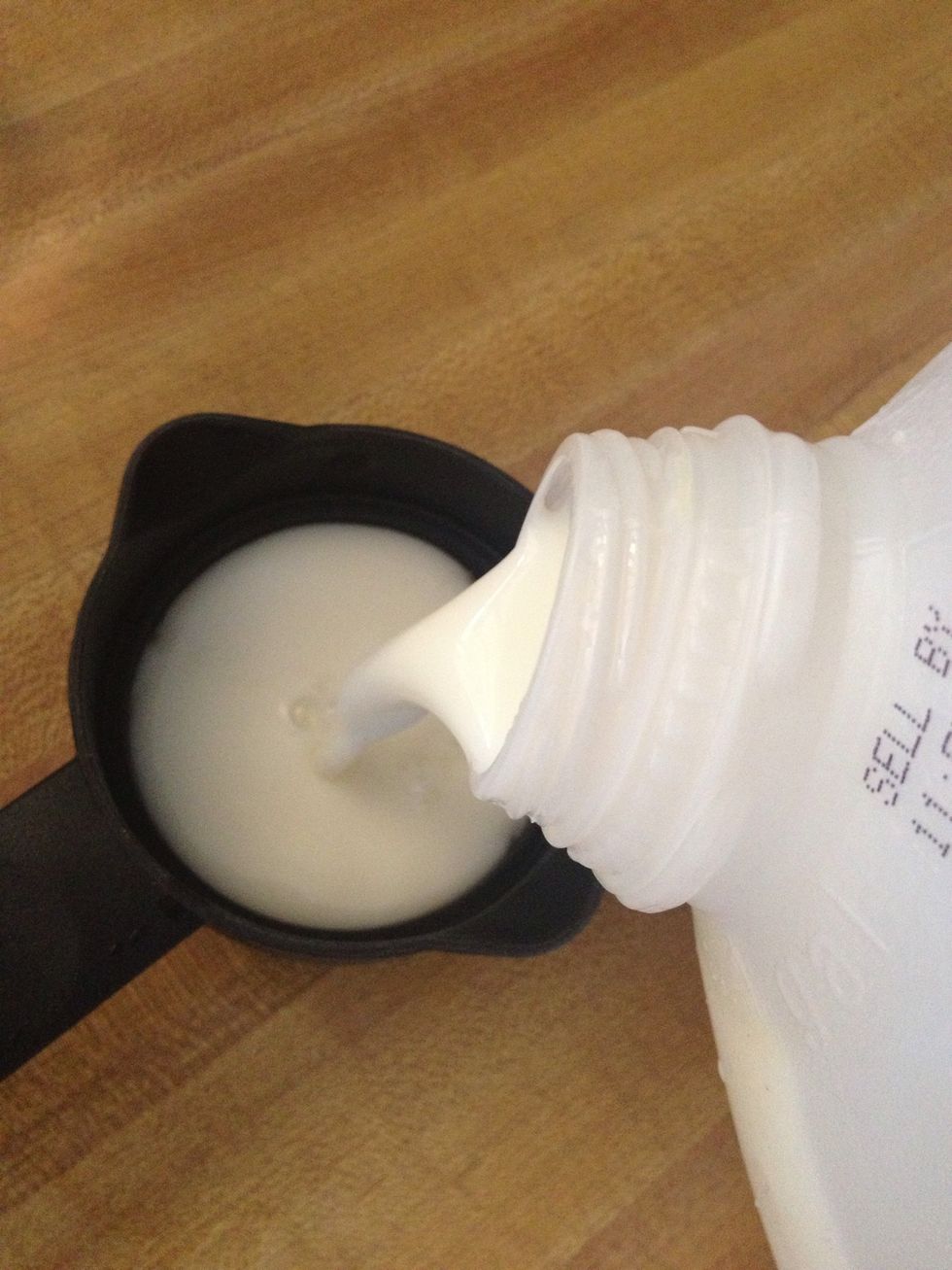 Fill the rest of the measuring cup with milk. Repeat this 3 times to total 1 1/2 cups for this recipe.
