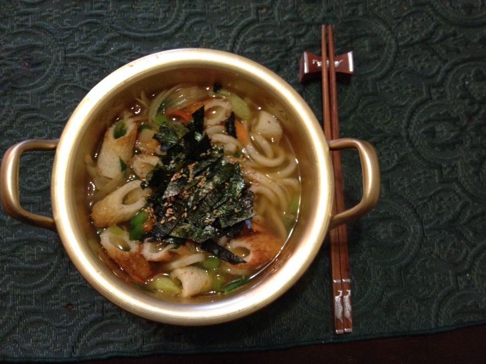 Finally add roasted seaweed and some sesame seed. It's all ready now. Yum!