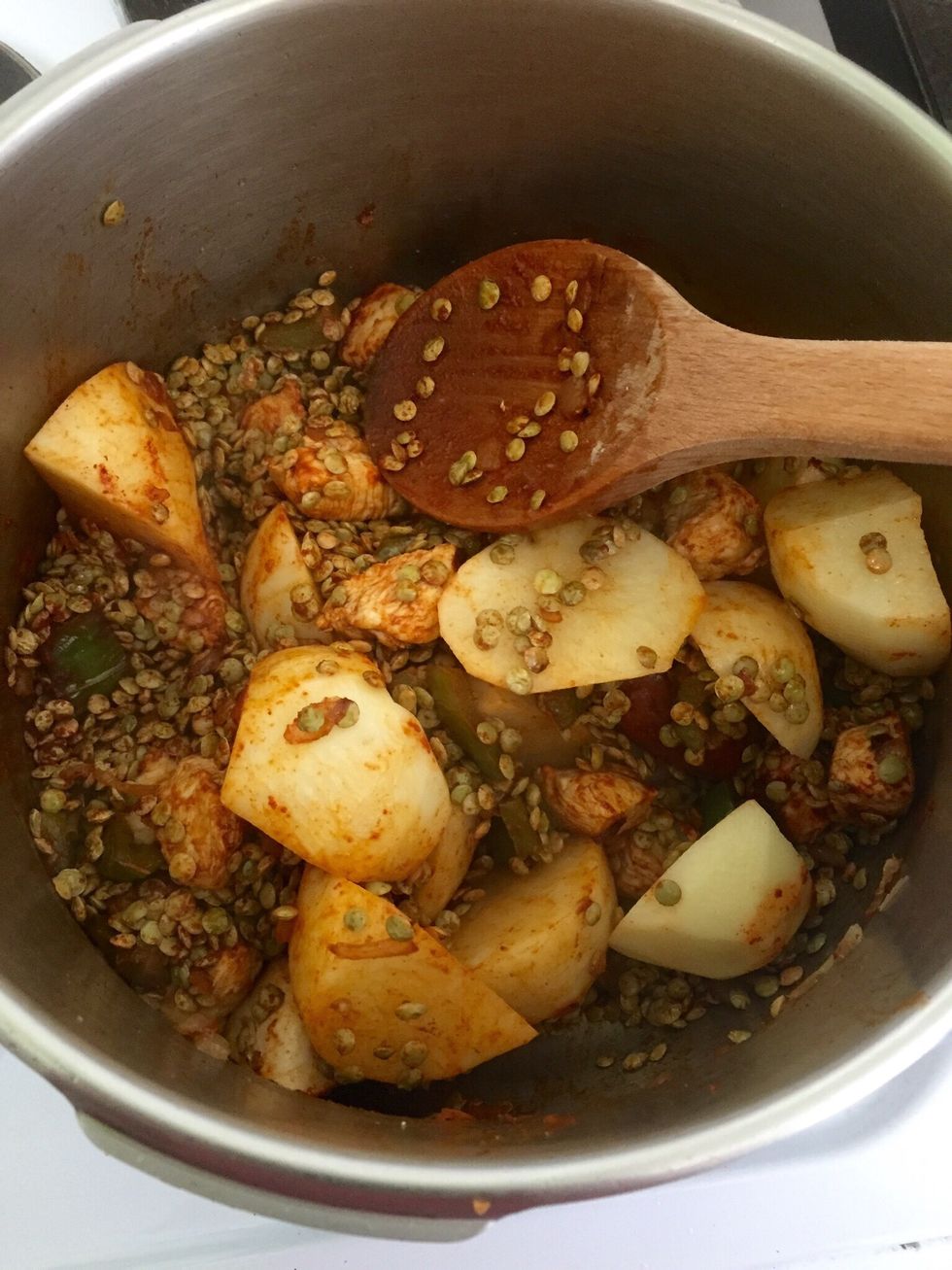 Finally add the potatoes cut in big pieces and mix everything