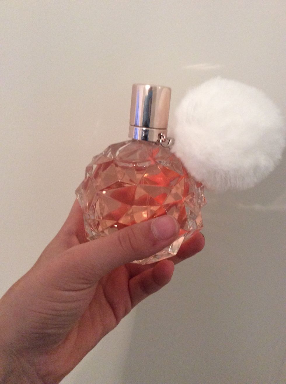 Finally I'm going spritz some of her new perfume, Ari