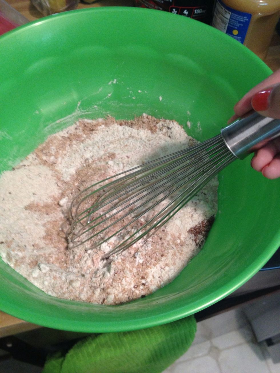 Finally, mix it well to make it anti clumpy!