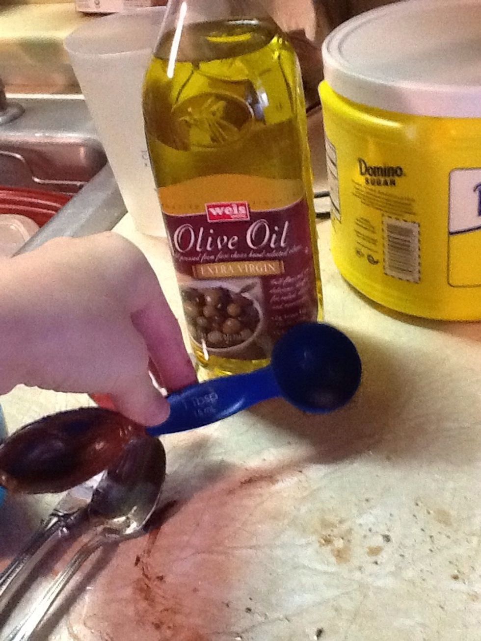 Finally you can add your olive or vegetable oil, your choice.