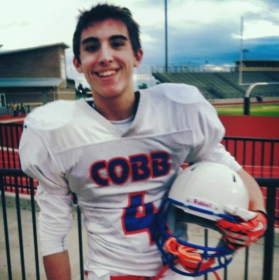 Find a cute boy that could be a possible boyfriend\ud83d\udc6b