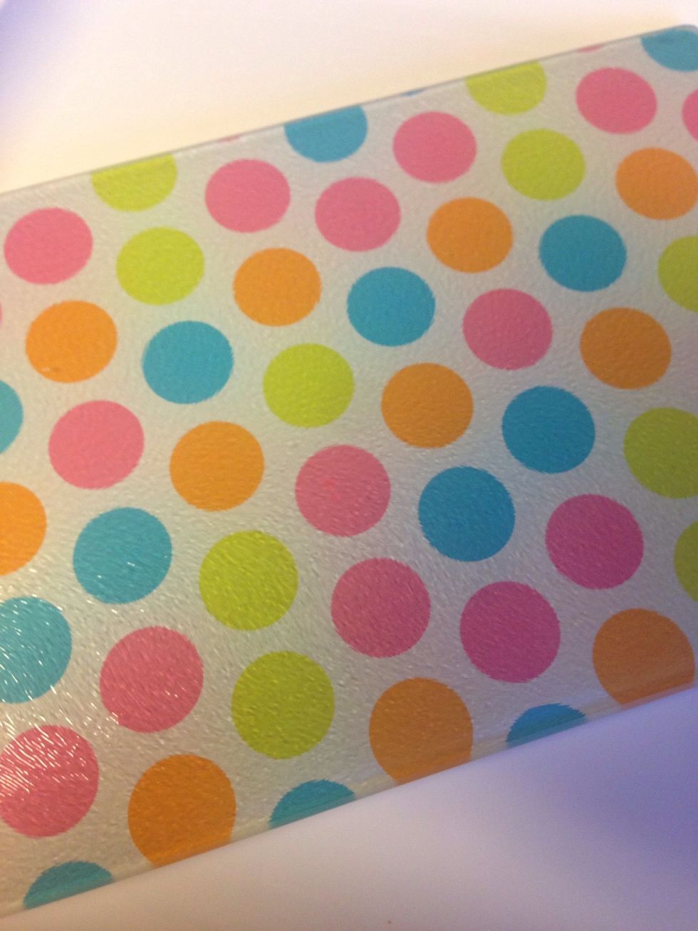 Find a cute serving dish for your cake. I am using a glass cutting board that I found on sale somewhere.