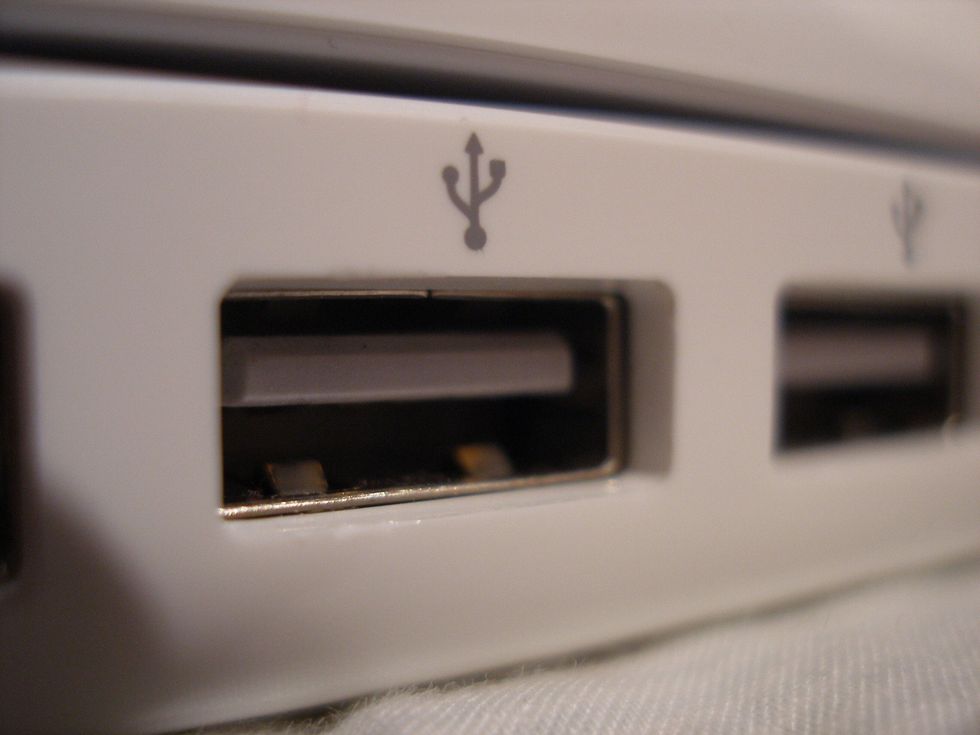 Find a USB port