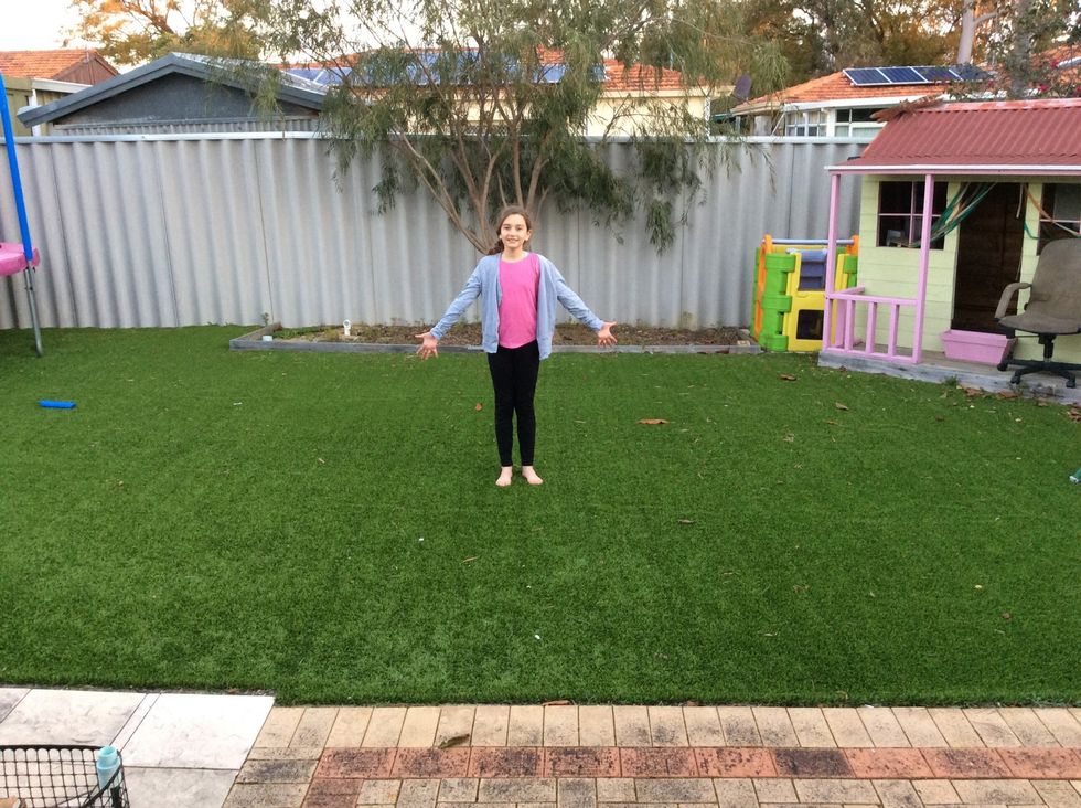 Find some plain grass and make sure you have bare feet before you begin. It would be reasonable to have your hair tied up.