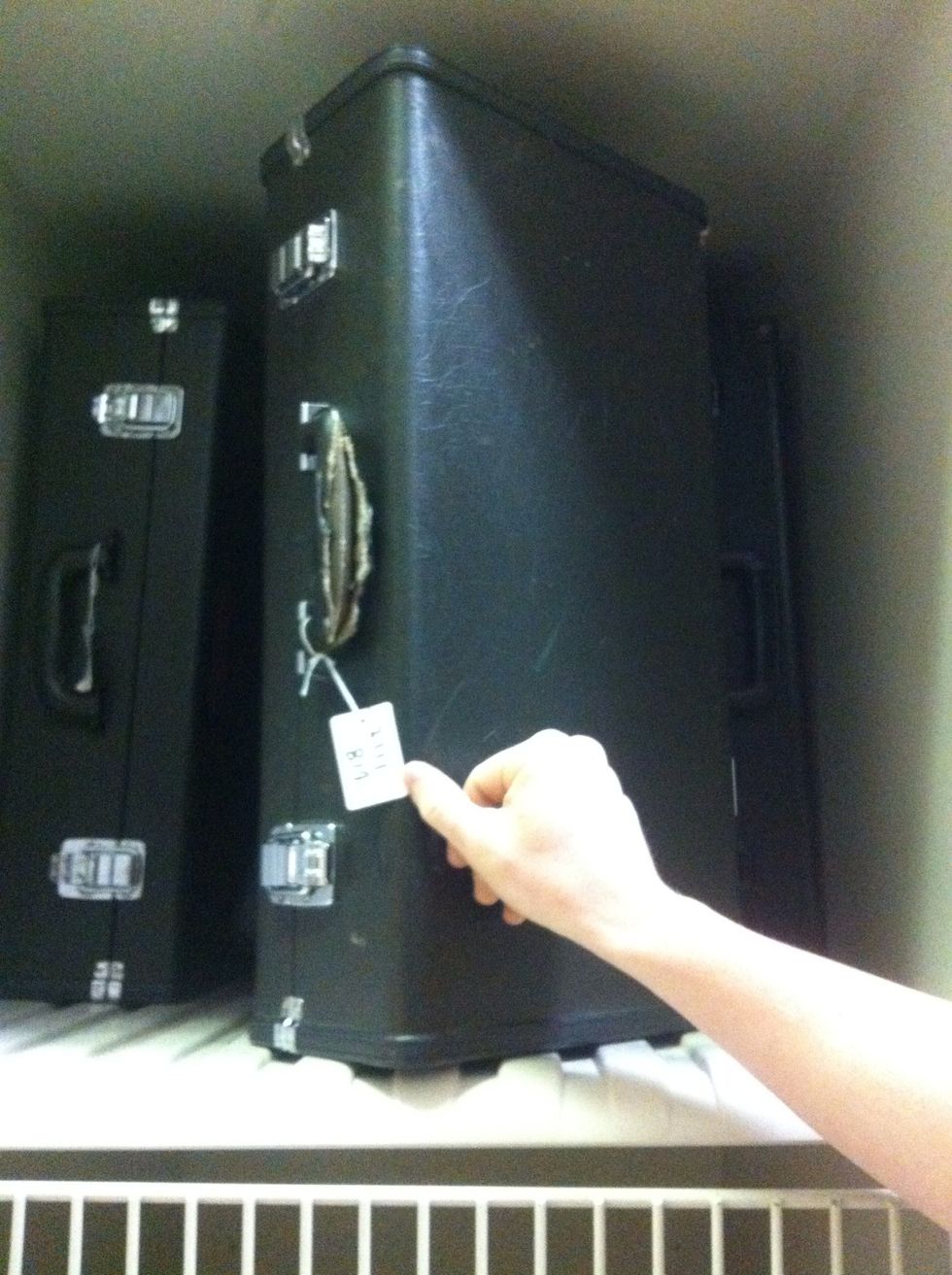 Find the instrument and then look at its tag. If it does not have a tag, do not take it. If the tag has a big zero on the back, the instrument does not work.