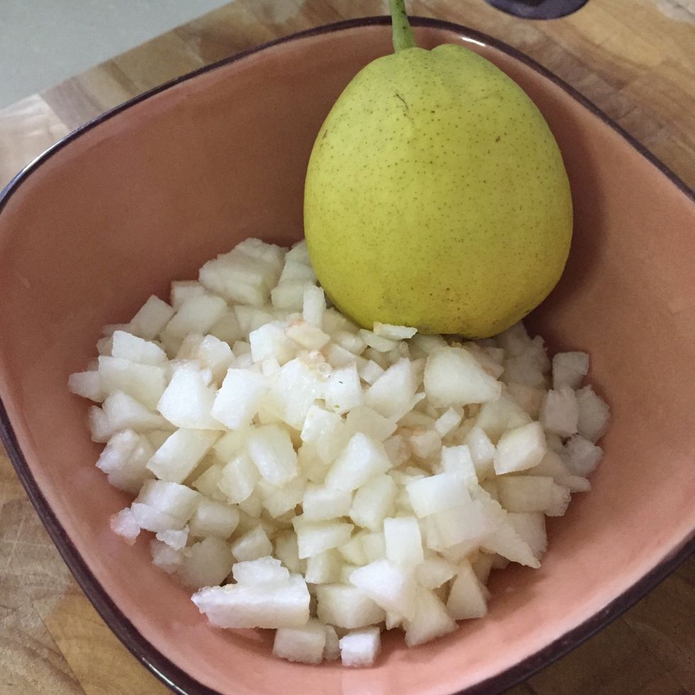 Finely dice the pear