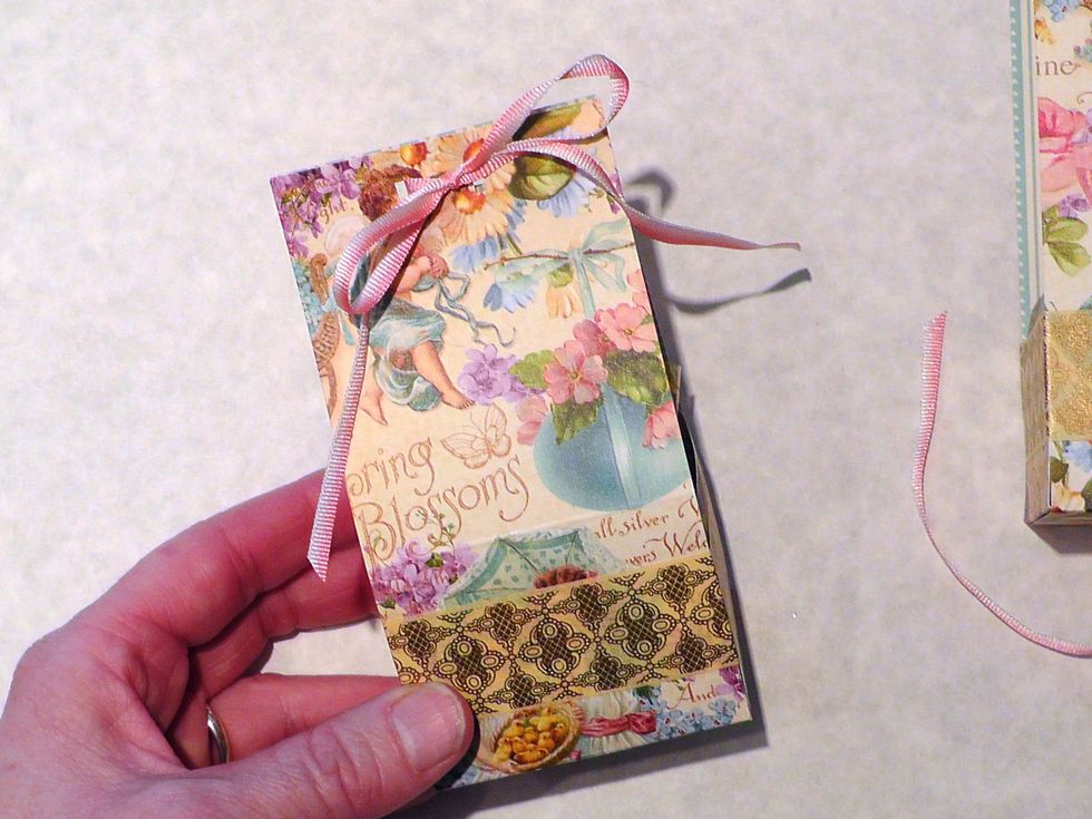 Finished! But that's just the simplest way to do these boxes! But wait there's more!