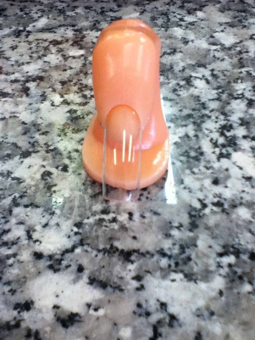 First get a new clear nail