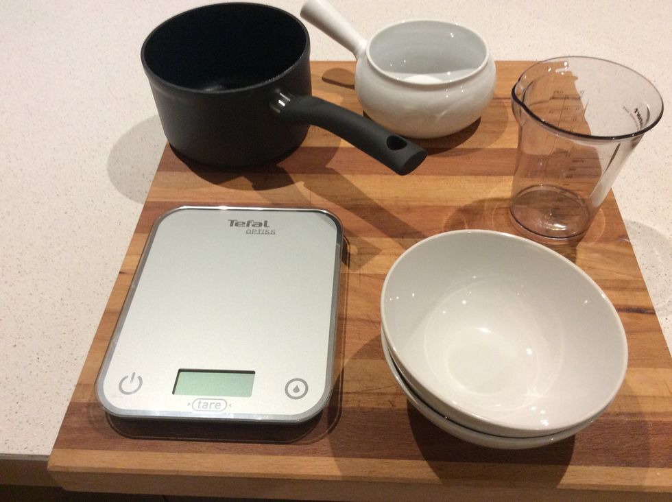 First get your supplies: A medium sized saucepan, A measuring cup, 2 small bowls, A small but sharp cutting knife, A non-stick pan and of course the plate for the dish.
