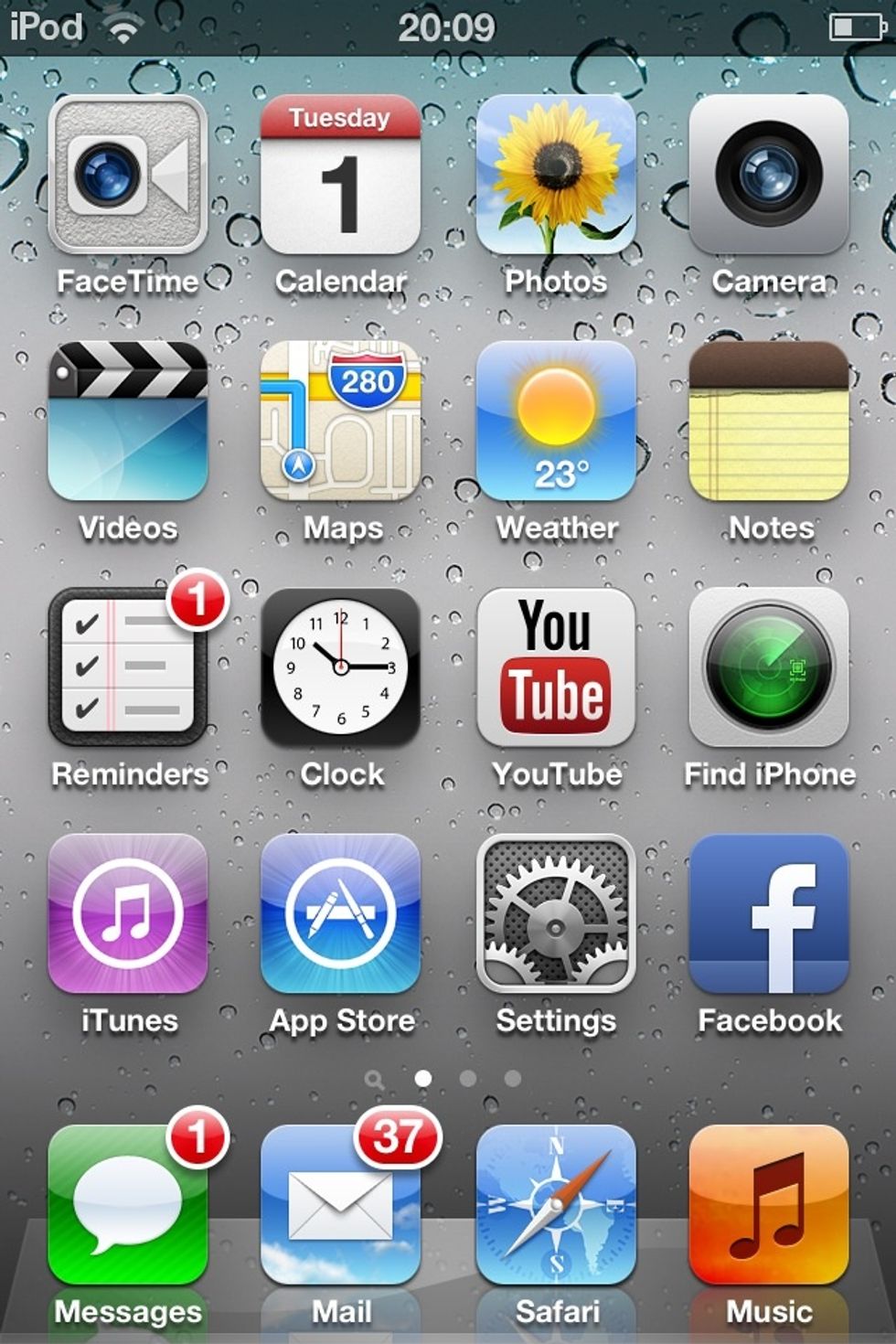 First, go to your home menu screen and select 'Settings'.