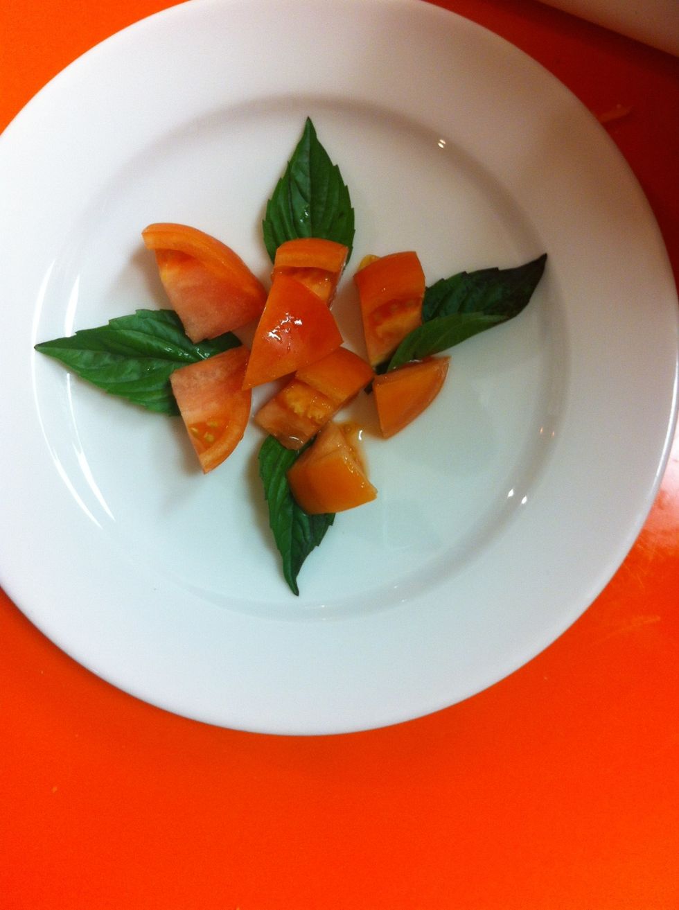 First layer, 1/2 of cubed Beefsteak Tomato as pictured.