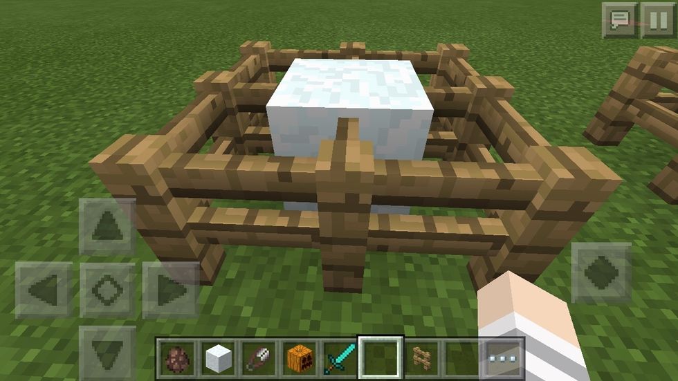 First make a snow golem, in case you don't know how, here it is. First, place a snow block.