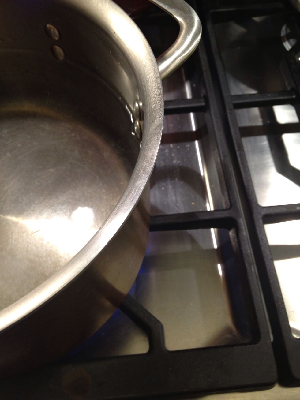 First method. A pot of boiling water, seasoned with salt.