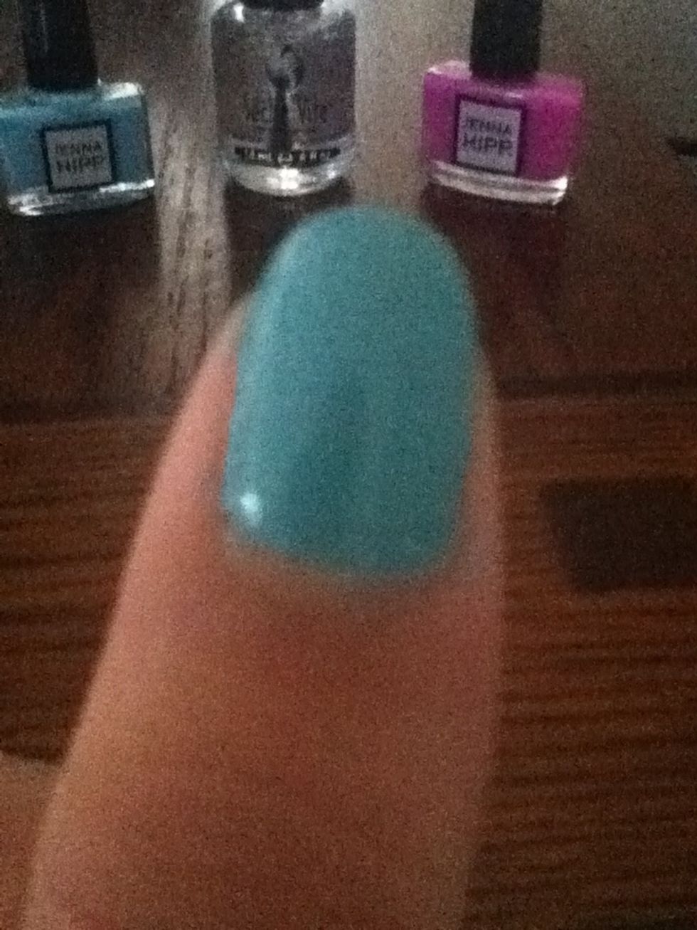 First paint your base color. Then let your nails dry.