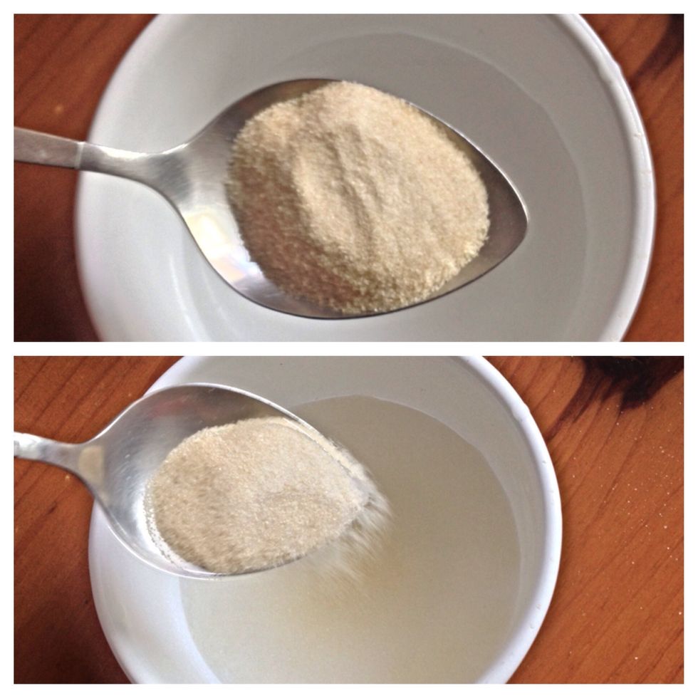 First, place the water in a small bowl and sprinkle over the gelatin, set aside to soften.