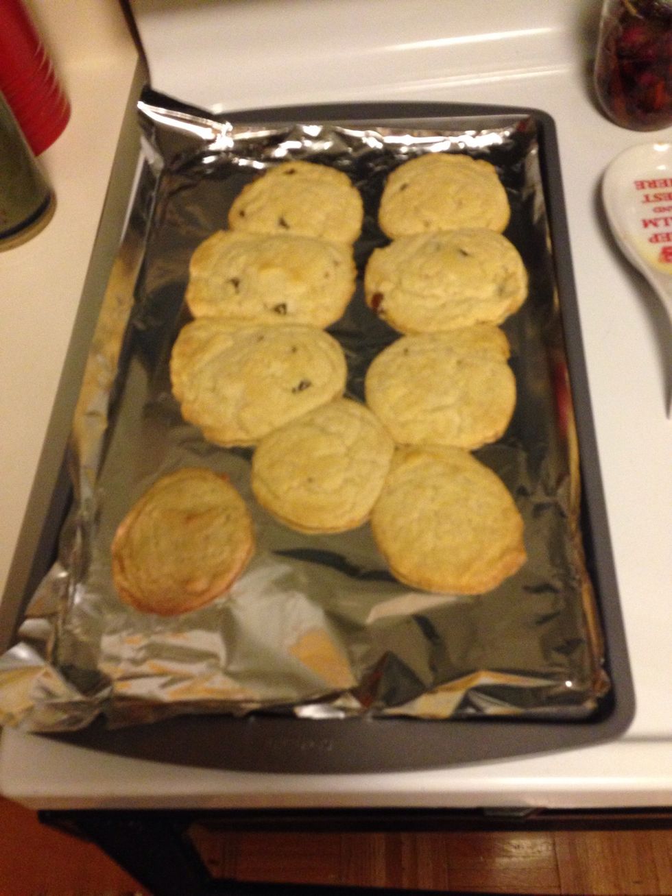 First sheet is done, second needs a few more minutes. See what I said about how much they flatten? I don't care, I'll eat them anyway, all stuck together!