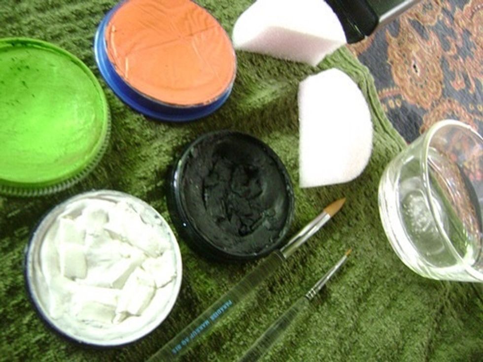 First start off with gathering your supplies. Local craft shops will have it.