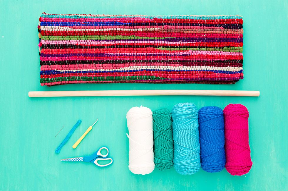 how-to-make-custom-diy-wall-art-for-the-dorm-room-b-c-guides