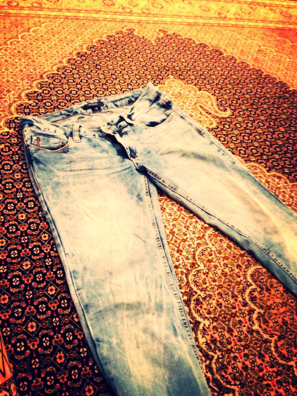 First you decide from where you want to cut your jean